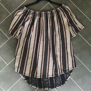 LOFT off-the-shoulder top, size Small